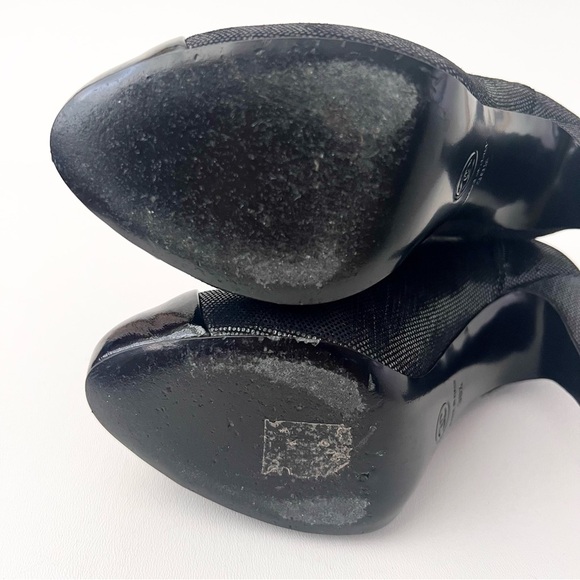 CHANEL | Cap Toe Black Leather Metallic Booties Interlocking CC Logo High Heel - Picture 11 of 13